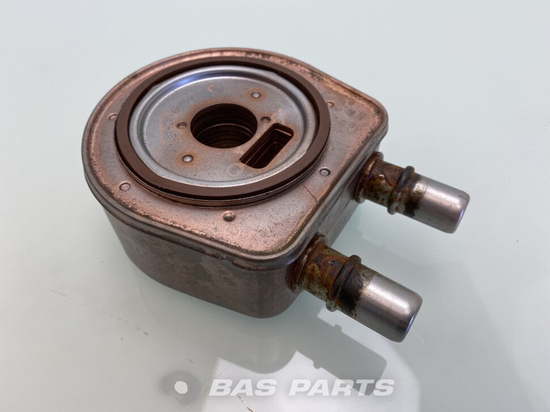 Volvo Oliekoeler Volvo 21360064 - Oliekoeler voor Vrachtwagen: afbeelding 2 Volvo Oliekoeler Volvo 21360064 - Oliekoeler voor Vrachtwagen: afbeelding 2
