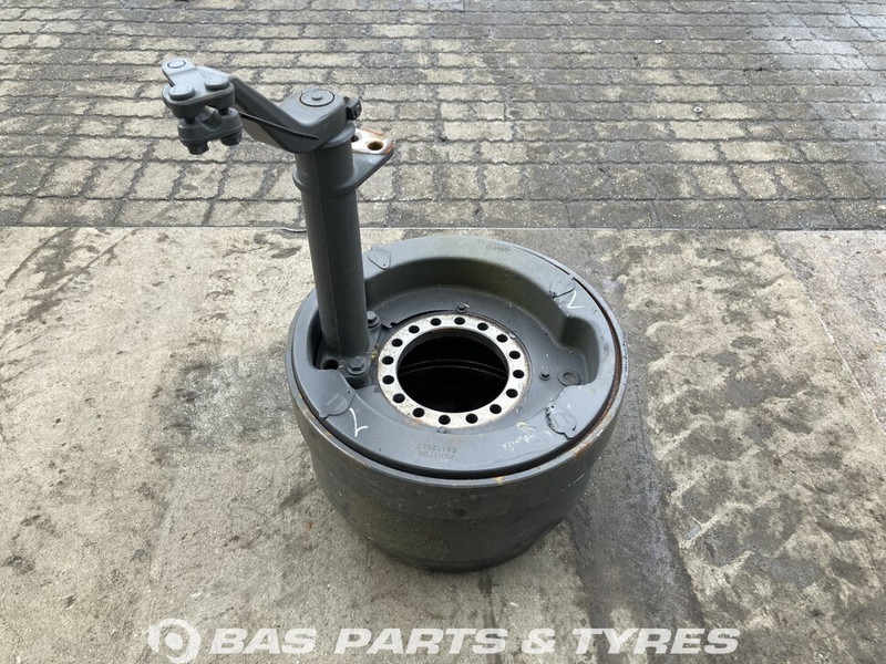 Volvo Trommelremmen set Volvo 3092465 - Remschijven voor Vrachtwagen: afbeelding 1 Volvo Trommelremmen set Volvo 3092465 - Remschijven voor Vrachtwagen: afbeelding 1