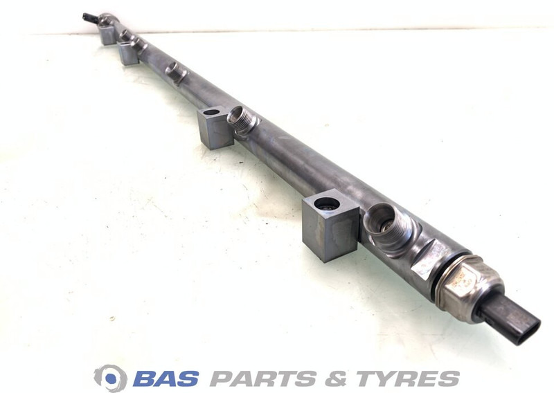 Volvo Verdeeldrukleiding Volvo 21883621 - Brandstofsysteem voor Vrachtwagen: afbeelding 1 Volvo Verdeeldrukleiding Volvo 21883621 - Brandstofsysteem voor Vrachtwagen: afbeelding 1