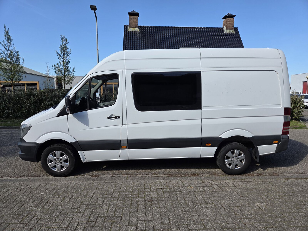 Mercedes-Benz Sprinter 316 CDI L2H2 Dubbel cabine 6 pers. goederen en personen bestelwagen - Bestelwagen met dubbele cabine: afbeelding 3 Mercedes-Benz Sprinter 316 CDI L2H2 Dubbel cabine 6 pers. goederen en personen bestelwagen - Bestelwagen met dubbele cabine: afbeelding 3