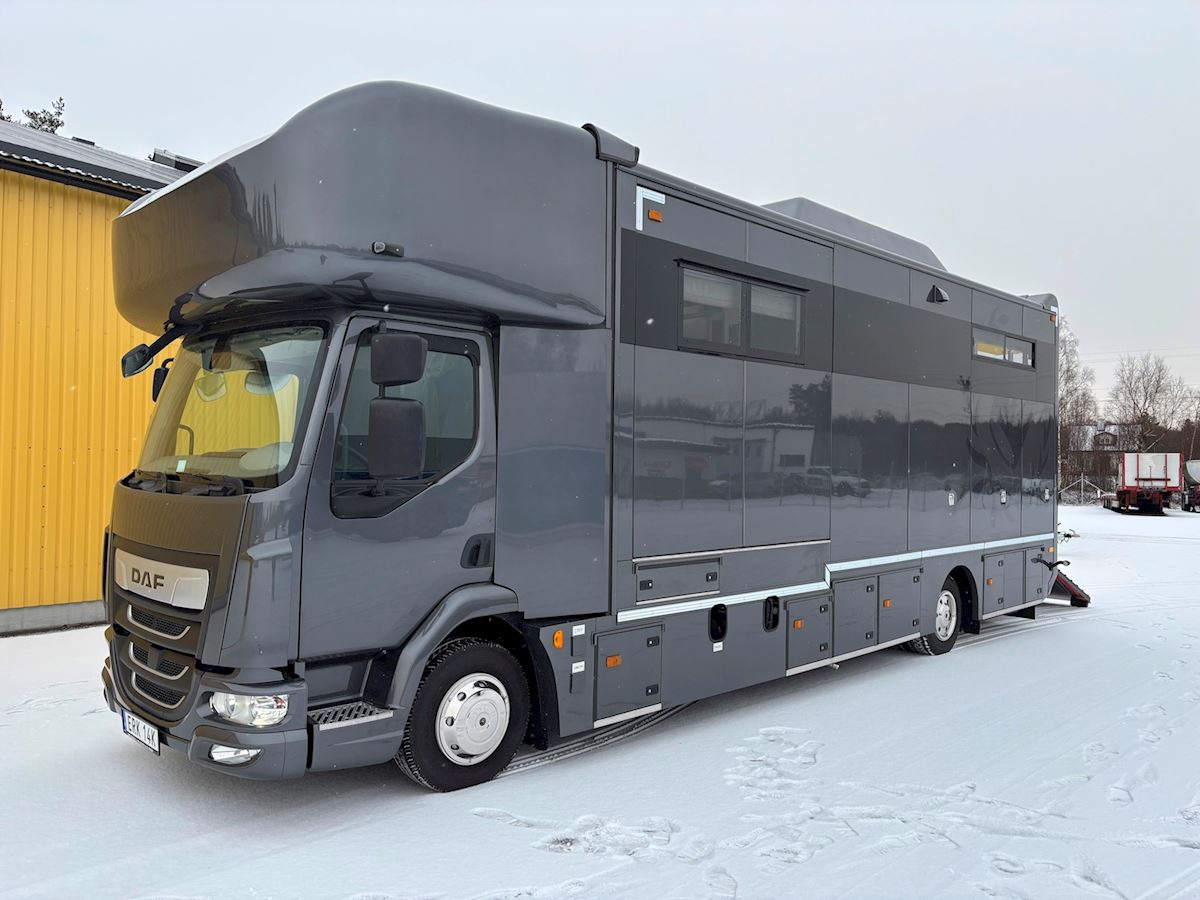DAF Lehel horsebox 210 LF - Paardenvrachtwagen: afbeelding 5 DAF Lehel horsebox 210 LF - Paardenvrachtwagen: afbeelding 5