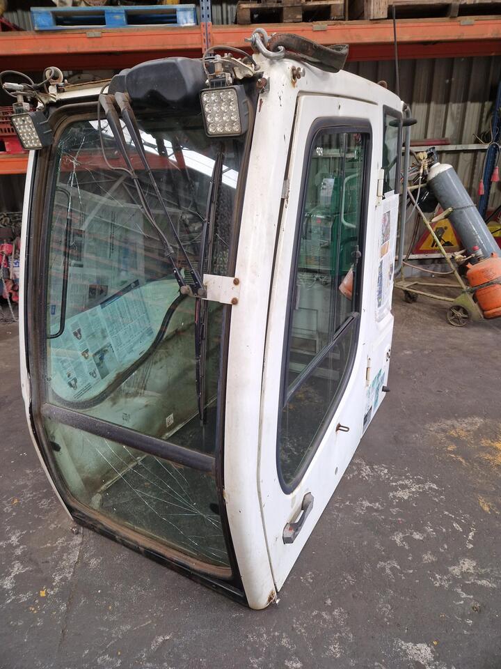 CABINA PARA LIEBHERR A904C - Cabine voor Graafmachine: afbeelding 1 CABINA PARA LIEBHERR A904C - Cabine voor Graafmachine: afbeelding 1