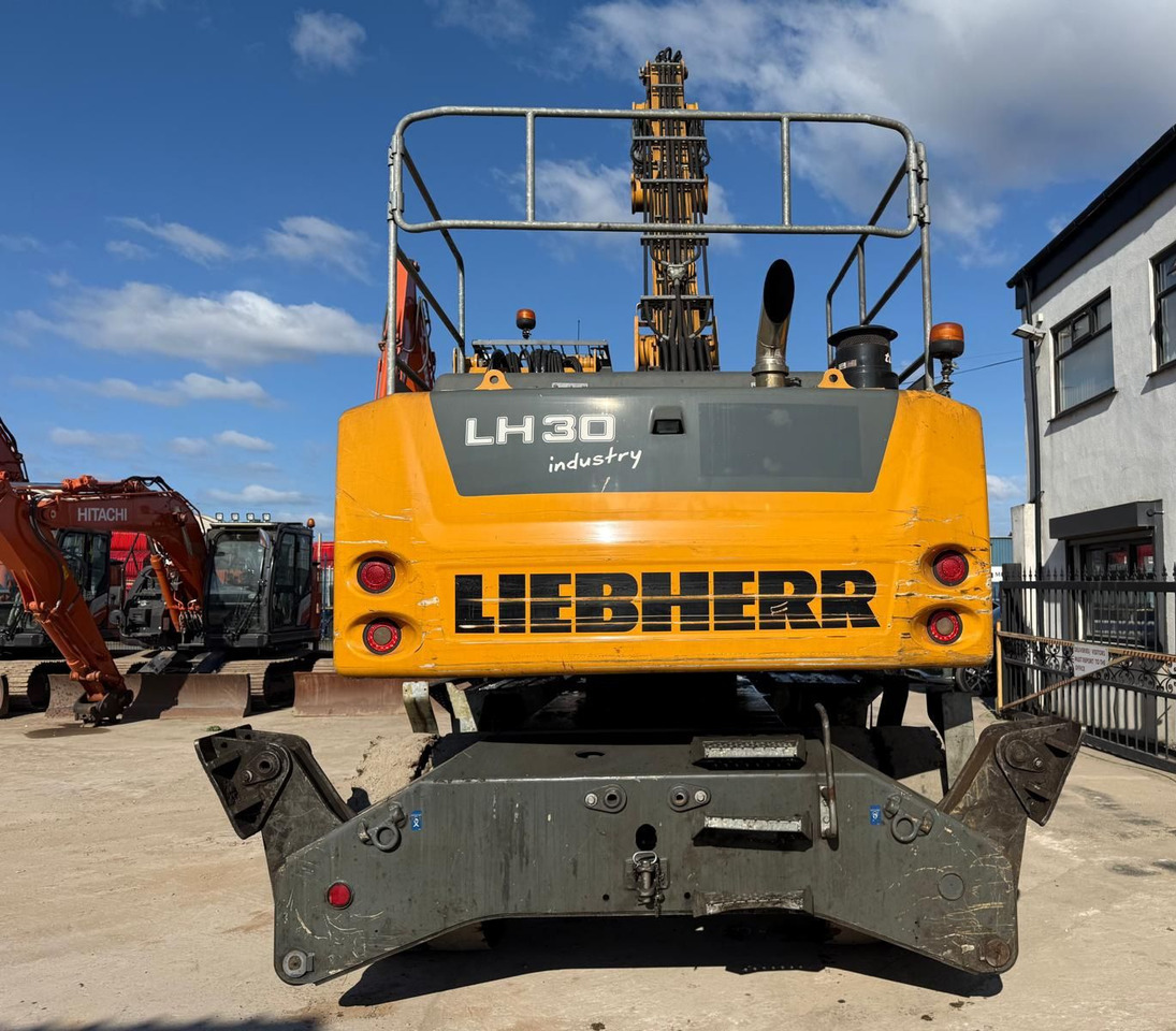 LIEBHERR LH30M - Overslagkraan: afbeelding 5 LIEBHERR LH30M - Overslagkraan: afbeelding 5
