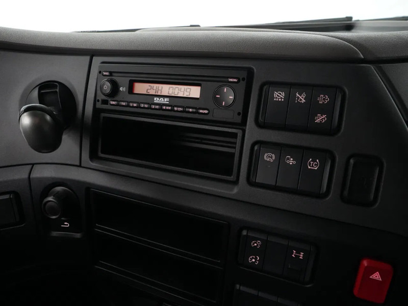 Trekker DAF XF 480 FT Super Space Cab, 2x Tanks, PTO Prep: afbeelding 18 Trekker DAF XF 480 FT Super Space Cab, 2x Tanks, PTO Prep: afbeelding 18