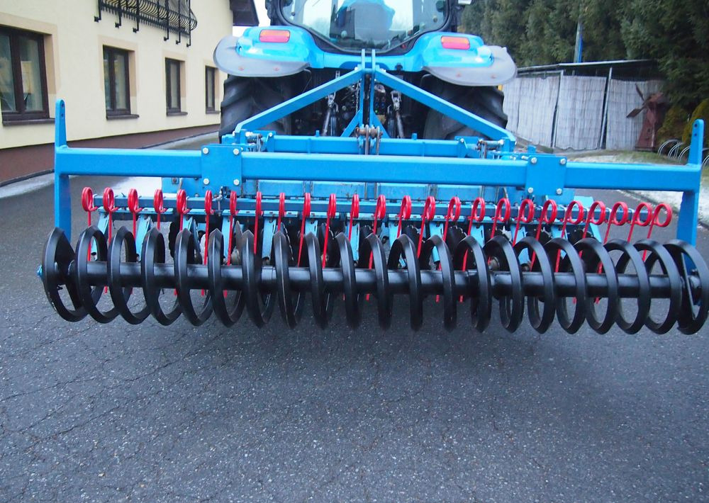 Brona talerzowa Rabe Werk RABE WERK Fielo biro 3000 2006 Brona talerzowa RABE - Schijveneg: afbeelding 2 Brona talerzowa Rabe Werk RABE WERK Fielo biro 3000 2006 Brona talerzowa RABE - Schijveneg: afbeelding 2