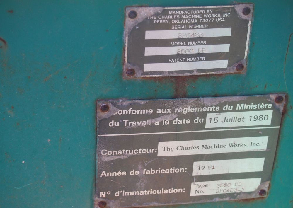 Ciągnik DITCH WITCH 3500DD 1991 DITCH WITCH 3500 DD - Sleuvengraver: afbeelding 5 Ciągnik DITCH WITCH 3500DD 1991 DITCH WITCH 3500 DD - Sleuvengraver: afbeelding 5