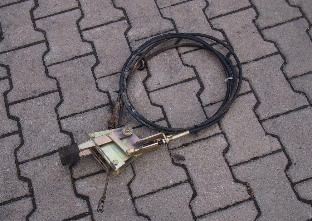 Części do Ciągnika Massey Ferguson MF 3000, 6000 Dźwignie i linki do WOM MF 3000 - Transmissie voor Landbouwmachine: afbeelding 2 Części do Ciągnika Massey Ferguson MF 3000, 6000 Dźwignie i linki do WOM MF 3000 - Transmissie voor Landbouwmachine: afbeelding 2