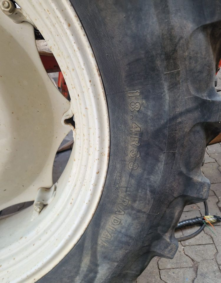 Części do Ciągnika Massey Ferguson MF 3000, 6000 Koła tylne 18,4R38 do ciągnika MF - Complete wiel voor Landbouwmachine: afbeelding 3 Części do Ciągnika Massey Ferguson MF 3000, 6000 Koła tylne 18,4R38 do ciągnika MF - Complete wiel voor Landbouwmachine: afbeelding 3