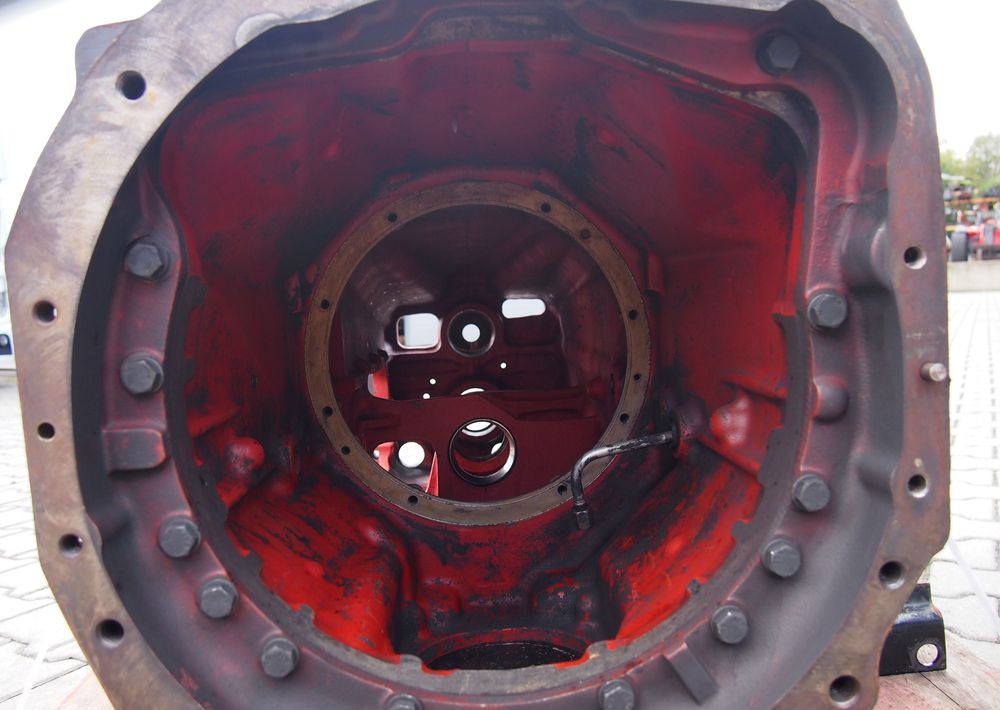 Części do Ciągnika Massey Ferguson MF 3060, 3070, 3080, 3090 Obudowa skrzyni biegów MF 3000, 3100, 6000 - Versnellingsbak en onderdelen voor Landbouwmachine: afbeelding 4 Części do Ciągnika Massey Ferguson MF 3060, 3070, 3080, 3090 Obudowa skrzyni biegów MF 3000, 3100, 6000 - Versnellingsbak en onderdelen voor Landbouwmachine: afbeelding 4