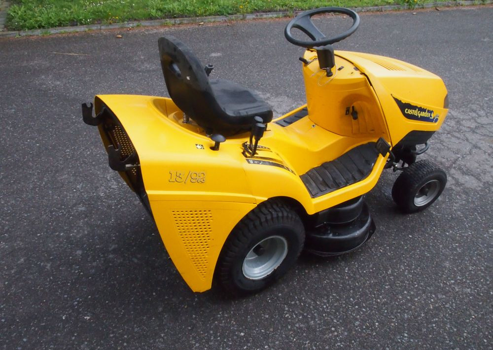 Kosiarka traktorek Castel Garden 13/92 2007 Kosiarka Castel Garden 13/92 - Gazonmaaier: afbeelding 5 Kosiarka traktorek Castel Garden 13/92 2007 Kosiarka Castel Garden 13/92 - Gazonmaaier: afbeelding 5