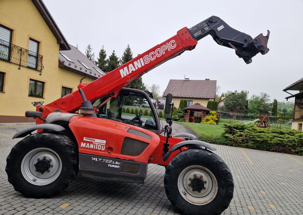 Ładowarka teleskopowa Manitou MLT 735-120 LSU 2012 Ładowarka teleskopowa Manitou MLT 735-120 LSU - Verreiker: afbeelding 4 Ładowarka teleskopowa Manitou MLT 735-120 LSU 2012 Ładowarka teleskopowa Manitou MLT 735-120 LSU - Verreiker: afbeelding 4
