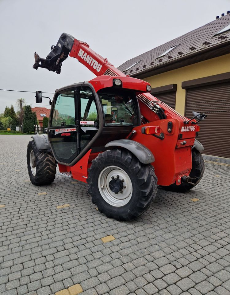 Ładowarka teleskopowa Manitou MLT 735-120 LSU 2012 Ładowarka teleskopowa Manitou MLT 735-120 LSU - Verreiker: afbeelding 3 Ładowarka teleskopowa Manitou MLT 735-120 LSU 2012 Ładowarka teleskopowa Manitou MLT 735-120 LSU - Verreiker: afbeelding 3