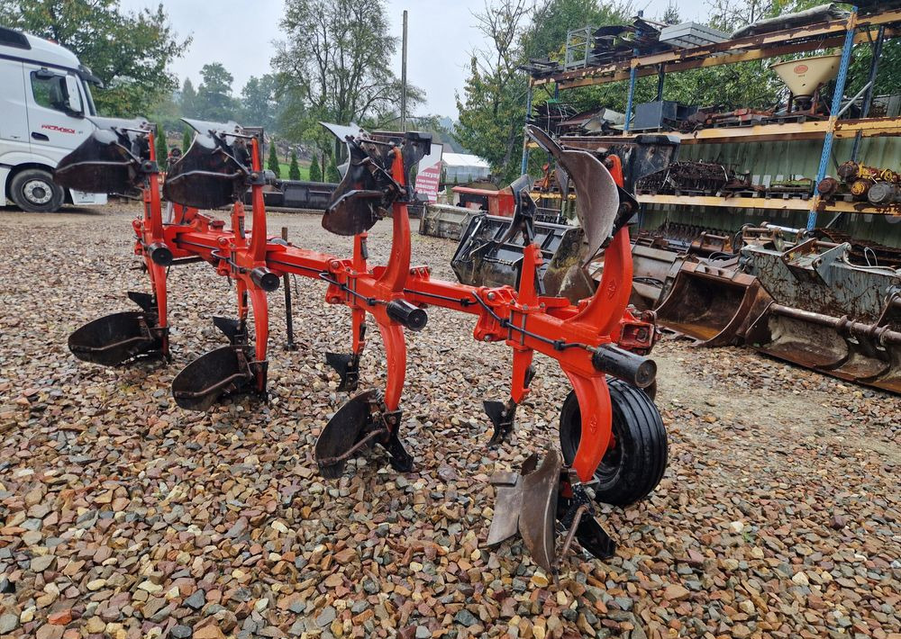 Pług obrotowy GREGOIRE-BESSON  2002 Pług 4 skibowy obrotowy Gregoire-Besson - Ploeg: afbeelding 2 Pług obrotowy GREGOIRE-BESSON  2002 Pług 4 skibowy obrotowy Gregoire-Besson - Ploeg: afbeelding 2