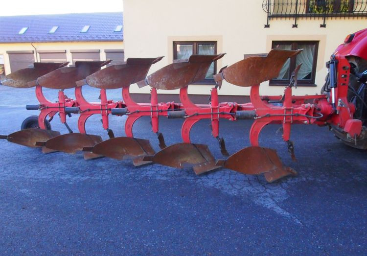 Pług obrotowy GREGOIRE-BESSON RY47 2000 Zabezpieczenie korpusów hydrauliczne - Ploeg: afbeelding 4 Pług obrotowy GREGOIRE-BESSON RY47 2000 Zabezpieczenie korpusów hydrauliczne - Ploeg: afbeelding 4