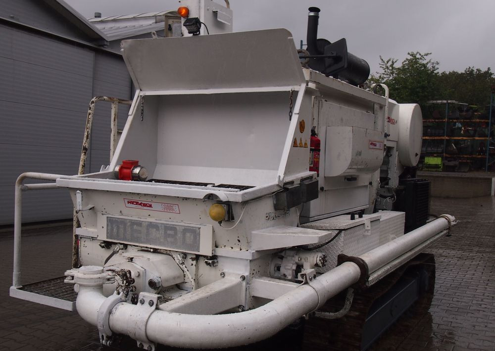 Pompa do betonu Mecbo Cartrack P4,65 APV 70bar 2009 Pompa do betonu MECBO P4,65 na gąsienicach - Kleine betonpomp: afbeelding 2 Pompa do betonu Mecbo Cartrack P4,65 APV 70bar 2009 Pompa do betonu MECBO P4,65 na gąsienicach - Kleine betonpomp: afbeelding 2