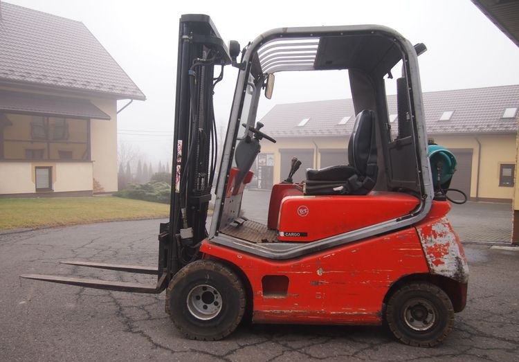 Wózek widłowy Toyota 8f 2011 TRIPLEX - LPG heftruck: afbeelding 1 Wózek widłowy Toyota 8f 2011 TRIPLEX - LPG heftruck: afbeelding 1