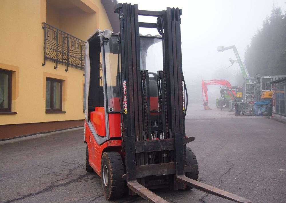 Wózek widłowy Toyota 8f 2011 TRIPLEX - LPG heftruck: afbeelding 3 Wózek widłowy Toyota 8f 2011 TRIPLEX - LPG heftruck: afbeelding 3