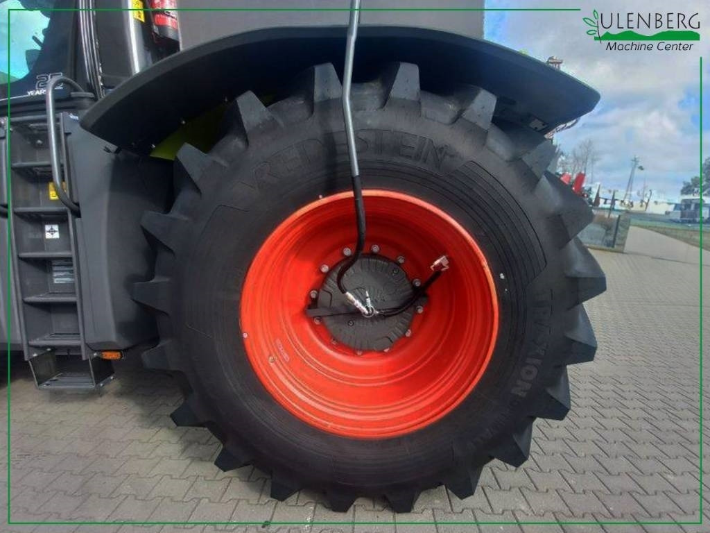 Claas XERION 5000 - Tractor: afbeelding 4 Claas XERION 5000 - Tractor: afbeelding 4