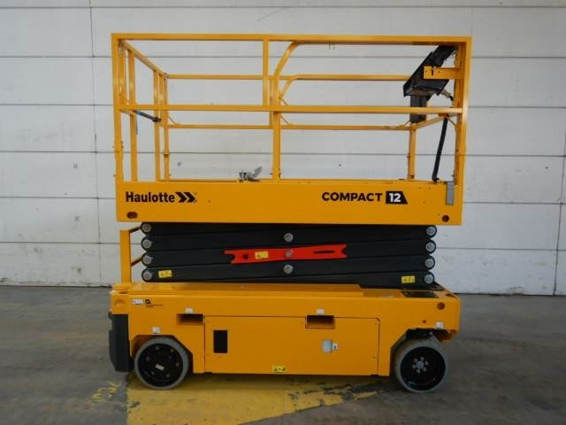 Haulotte Compact 12 AE - Schaarlift: afbeelding 1 Haulotte Compact 12 AE - Schaarlift: afbeelding 1
