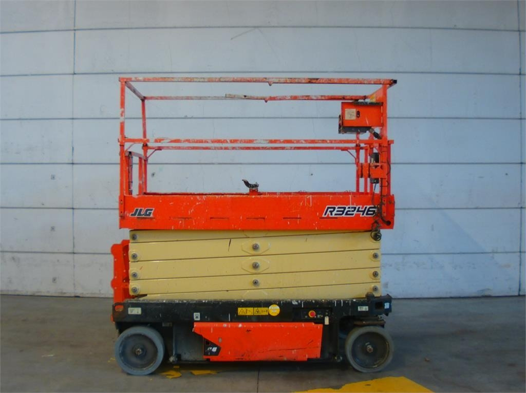 JLG 3246R - Schaarlift: afbeelding 1 JLG 3246R - Schaarlift: afbeelding 1