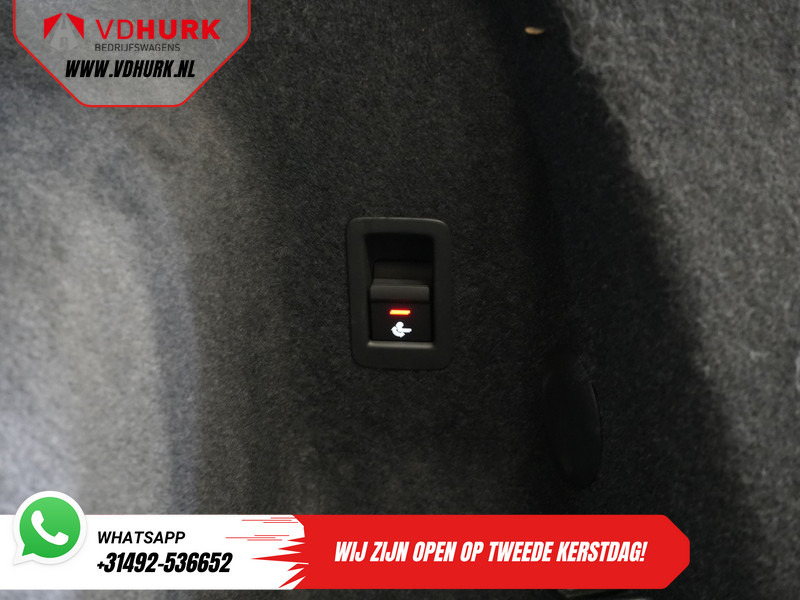 SUV Audi Q3 Sportback 45 TFSI E-Tron 245 pk S-Line Virtual Cockpit/ Pano/ Carplay/ Stoelverw./ PDC/ Trekhaak: afbeelding 16