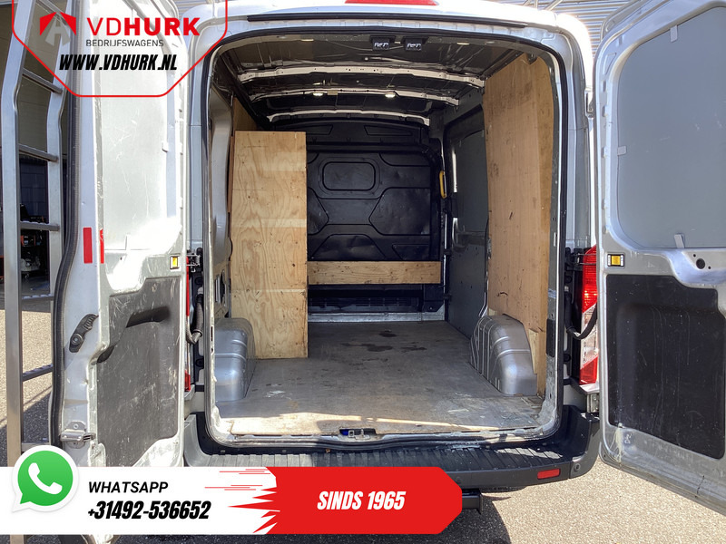 Ford Transit 330 2.0 TDCI L2H2 Trend EXPORT ONLY NL Auto/ 2.8t Trekverm./ Imperiaal/ Navigatie/ Camera/ PDC/ Cruise/ Airco - Kleine bestelwagen: afbeelding 5 Ford Transit 330 2.0 TDCI L2H2 Trend EXPORT ONLY NL Auto/ 2.8t Trekverm./ Imperiaal/ Navigatie/ Camera/ PDC/ Cruise/ Airco - Kleine bestelwagen: afbeelding 5