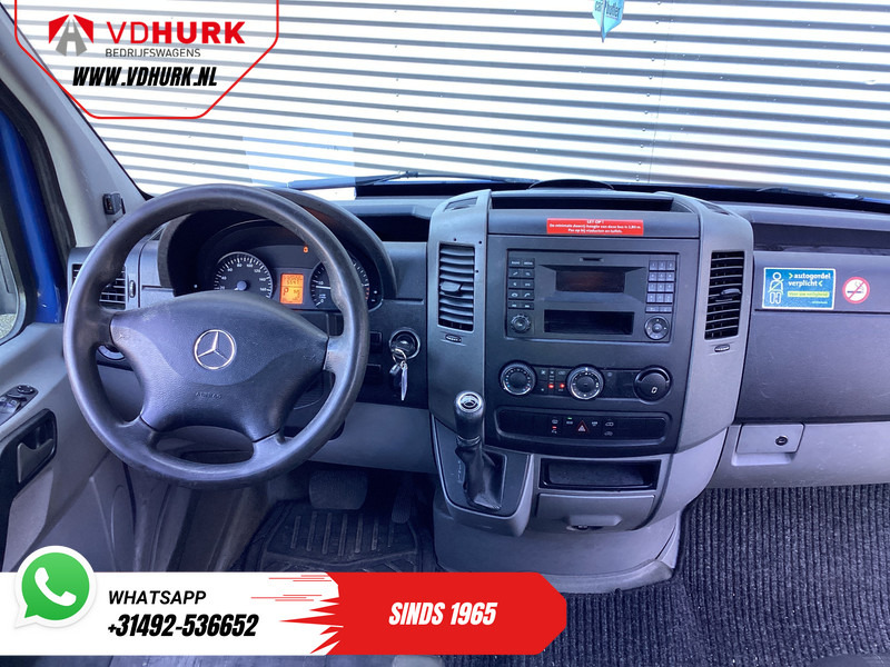 Mercedes-Benz Sprinter 213 2.2 CDI Aut. L2H2 €11.979,- Incl. BTW BPM VRIJ! EXPORT ONLY Rijdt Goed/ Combi/ 9 Persoons/ Kombi/ 9P/ Airco - Minibus, Personenvervoer: afbeelding 3 Mercedes-Benz Sprinter 213 2.2 CDI Aut. L2H2 €11.979,- Incl. BTW BPM VRIJ! EXPORT ONLY Rijdt Goed/ Combi/ 9 Persoons/ Kombi/ 9P/ Airco - Minibus, Personenvervoer: afbeelding 3