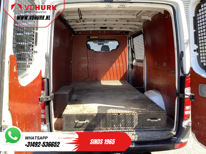 Mercedes-Benz Sprinter 313 2.2 CDI Aut. L2 EXPORT ONLY NL Auto/ APK 05-2026/ 2.8t Trekverm./ Camera/ Cruise/ Trekhaak/ Airco - Gesloten bestelwagen: afbeelding 5 Mercedes-Benz Sprinter 313 2.2 CDI Aut. L2 EXPORT ONLY NL Auto/ APK 05-2026/ 2.8t Trekverm./ Camera/ Cruise/ Trekhaak/ Airco - Gesloten bestelwagen: afbeelding 5