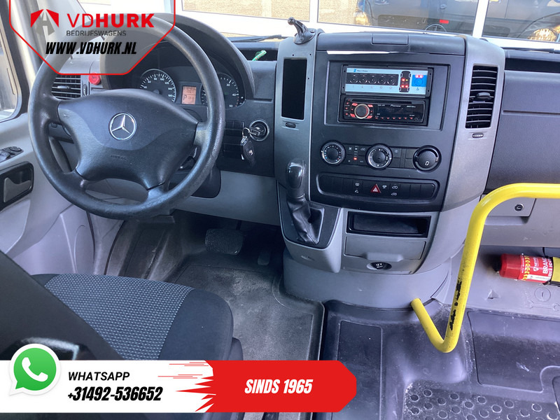 Mercedes-Benz Sprinter 313 2.2 CDI Aut. L2H2 €10.648,- Incl. BTW BPM VRIJ! EXPORT ONLY Rolstoelvervoer/ Combi/ 9 Persoons/ Kombi/ 9P/ Airco/ Rolstoelli - Minibus, Personenvervoer: afbeelding 3 Mercedes-Benz Sprinter 313 2.2 CDI Aut. L2H2 €10.648,- Incl. BTW BPM VRIJ! EXPORT ONLY Rolstoelvervoer/ Combi/ 9 Persoons/ Kombi/ 9P/ Airco/ Rolstoelli - Minibus, Personenvervoer: afbeelding 3