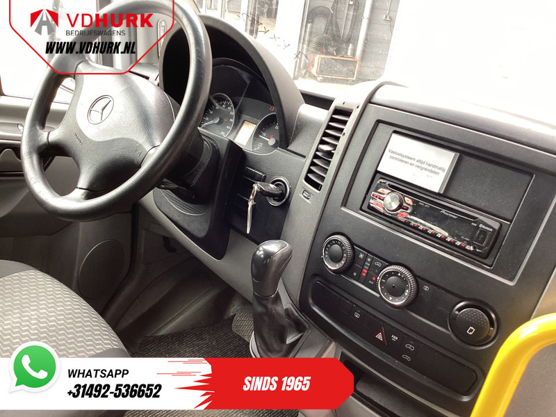 Mercedes-Benz Sprinter 313 2.2 CDI Aut. L2H2 €11.132 Incl. BTW BPM VRIJ! Combi/ 9 Persoons/ Kombi/ 9P/ Airco/ Rolstoellift - Minibus, Personenvervoer: afbeelding 3 Mercedes-Benz Sprinter 313 2.2 CDI Aut. L2H2 €11.132 Incl. BTW BPM VRIJ! Combi/ 9 Persoons/ Kombi/ 9P/ Airco/ Rolstoellift - Minibus, Personenvervoer: afbeelding 3