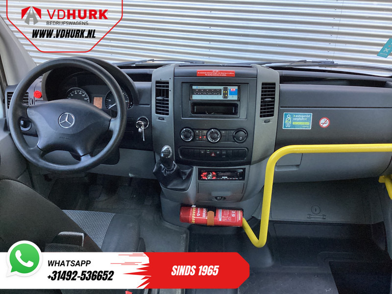 Mercedes-Benz Sprinter 313 2.2 CDI L2H2 €10.164 Incl. BTW BPM VRIJ! EXPORT ONLY Combi/ 9 Persoons/ Kombi/ 9P/ Airco/ Rolstoellift - Minibus, Personenvervoer: afbeelding 3 Mercedes-Benz Sprinter 313 2.2 CDI L2H2 €10.164 Incl. BTW BPM VRIJ! EXPORT ONLY Combi/ 9 Persoons/ Kombi/ 9P/ Airco/ Rolstoellift - Minibus, Personenvervoer: afbeelding 3