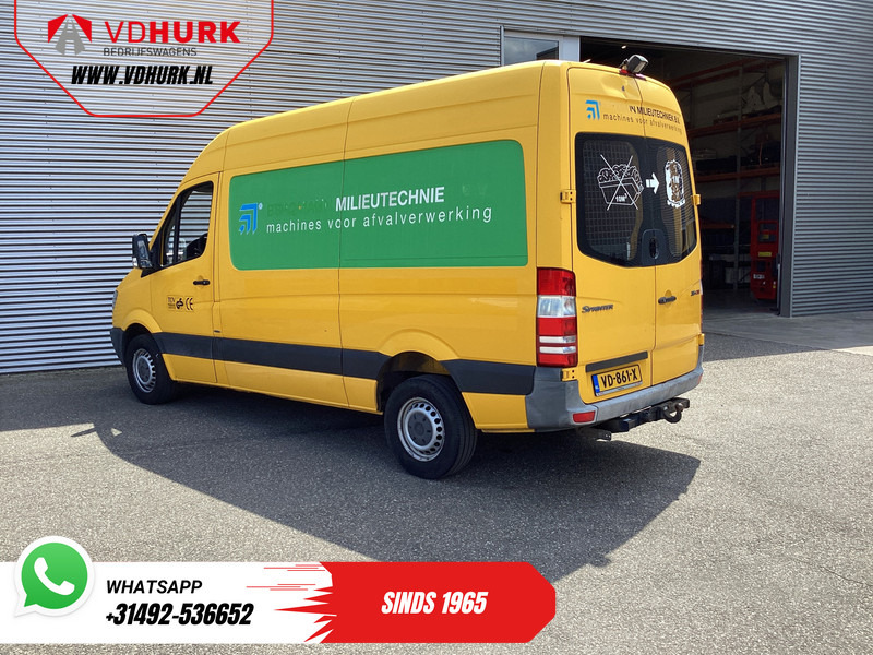 Mercedes-Benz Sprinter 316 2.2 CDI Aut. L2H2 EXPORT ONLY 3,5T Trekgewicht / Airco/ Cruise/ Trekhaak - Gesloten bestelwagen: afbeelding 2 Mercedes-Benz Sprinter 316 2.2 CDI Aut. L2H2 EXPORT ONLY 3,5T Trekgewicht / Airco/ Cruise/ Trekhaak - Gesloten bestelwagen: afbeelding 2