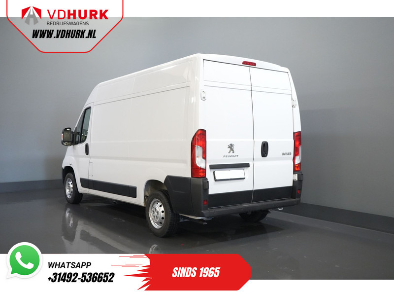 Peugeot Boxer 2.2 HDi 120 pk L2H2 BPM VRIJ! 2.5t Trekverm./ Navi/ PDC/ Cruise/ Airco - Kleine bestelwagen: afbeelding 2 Peugeot Boxer 2.2 HDi 120 pk L2H2 BPM VRIJ! 2.5t Trekverm./ Navi/ PDC/ Cruise/ Airco - Kleine bestelwagen: afbeelding 2