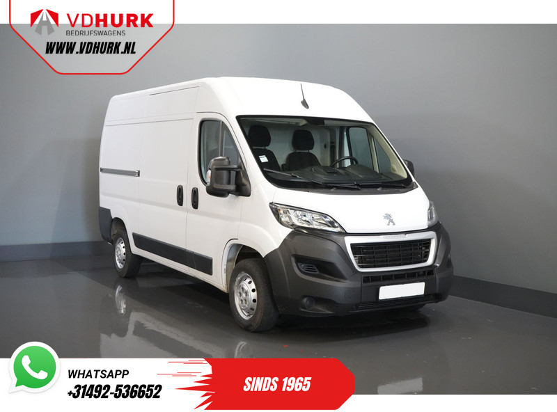 Peugeot Boxer 2.2 HDi 120 pk L2H2 BPM VRIJ! 2.5t Trekverm./ Navi/ PDC/ Cruise/ Airco - Kleine bestelwagen: afbeelding 1 Peugeot Boxer 2.2 HDi 120 pk L2H2 BPM VRIJ! 2.5t Trekverm./ Navi/ PDC/ Cruise/ Airco - Kleine bestelwagen: afbeelding 1
