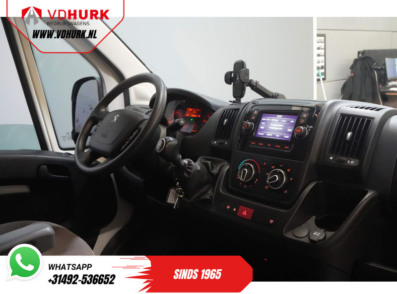 Peugeot Boxer 2.2 HDi 140 pk L2H2 270Gr. Deuren/ 2.5t Trekverm./ Camera/ PDC/ Cruise/ Trekhaak/ Airco - Kleine bestelwagen: afbeelding 3 Peugeot Boxer 2.2 HDi 140 pk L2H2 270Gr. Deuren/ 2.5t Trekverm./ Camera/ PDC/ Cruise/ Trekhaak/ Airco - Kleine bestelwagen: afbeelding 3