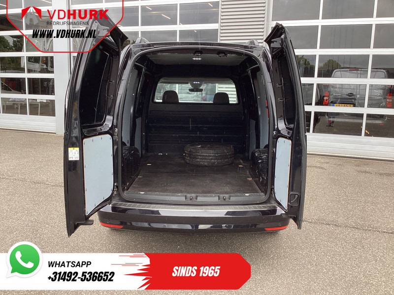Volkswagen Caddy Cargo Maxi 2.0 TDI 100 pk DSG Aut. L2 Maxi EXPORT ONLY Xenon/ Adapt. Cruise/ 2xSchuifdeur/ Carplay/ PDC/ Stoelverw. - Kleine bestelwagen: afbeelding 5 Volkswagen Caddy Cargo Maxi 2.0 TDI 100 pk DSG Aut. L2 Maxi EXPORT ONLY Xenon/ Adapt. Cruise/ 2xSchuifdeur/ Carplay/ PDC/ Stoelverw. - Kleine bestelwagen: afbeelding 5