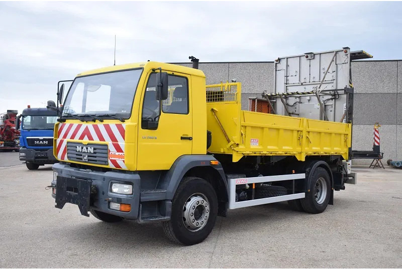 MAN Man L280 B - Shock Absorber - Kipper vrachtwagen: afbeelding 1 MAN Man L280 B - Shock Absorber - Kipper vrachtwagen: afbeelding 1