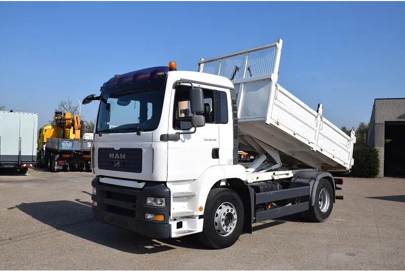MAN TGA 19.310 - Kipper vrachtwagen: afbeelding 1 MAN TGA 19.310 - Kipper vrachtwagen: afbeelding 1