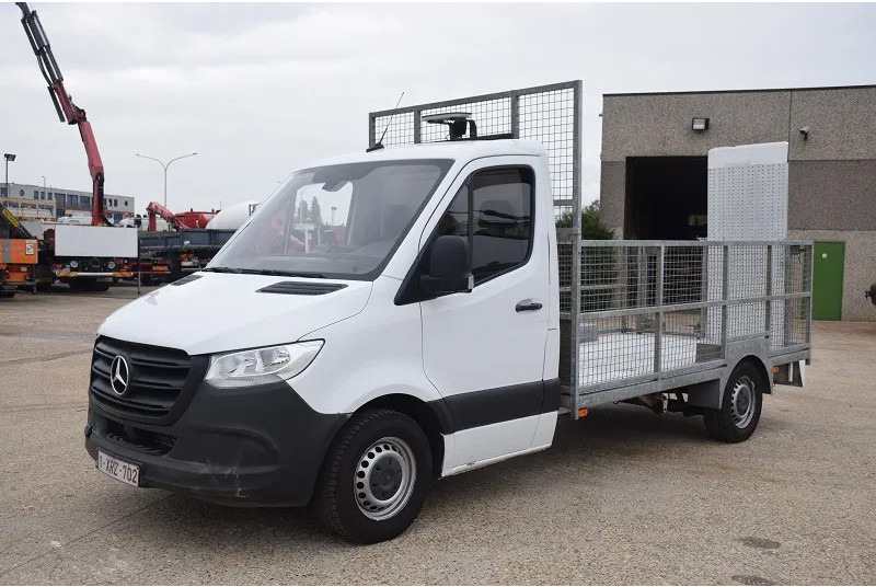 Mercedes-Benz Sprinter 316 - Bestelwagen met open laadbak: afbeelding 1 Mercedes-Benz Sprinter 316 - Bestelwagen met open laadbak: afbeelding 1