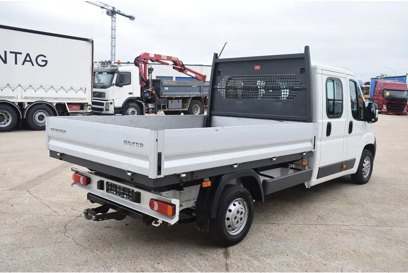 Peugeot Boxer 2.2 L -130 pk - - Bestelwagen met open laadbak, Bestelwagen met dubbele cabine: afbeelding 5 Peugeot Boxer 2.2 L -130 pk - - Bestelwagen met open laadbak, Bestelwagen met dubbele cabine: afbeelding 5