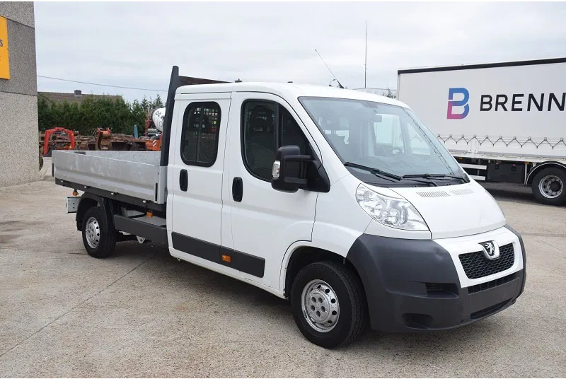 Peugeot Boxer 2.2 L -130 pk - - Bestelwagen met open laadbak, Bestelwagen met dubbele cabine: afbeelding 1 Peugeot Boxer 2.2 L -130 pk - - Bestelwagen met open laadbak, Bestelwagen met dubbele cabine: afbeelding 1