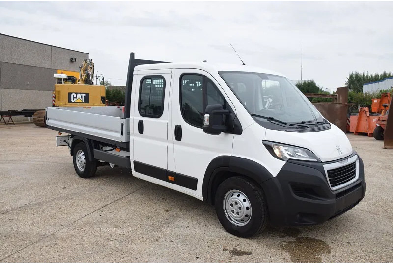 Peugeot Boxer - Bestelwagen met open laadbak, Bestelwagen met dubbele cabine: afbeelding 4 Peugeot Boxer - Bestelwagen met open laadbak, Bestelwagen met dubbele cabine: afbeelding 4