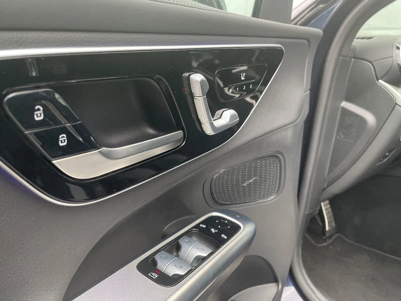 Mercedes-Benz GLC 300de - coupe- AMG - Stuur assistent - Distronic Cruise Control - SUV: afbeelding 4 Mercedes-Benz GLC 300de - coupe- AMG - Stuur assistent - Distronic Cruise Control - SUV: afbeelding 4