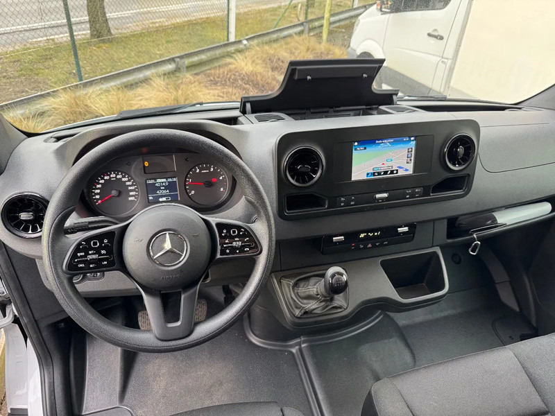 Mercedes-Benz Sprinter 315 L3H2*360°Camera*parktronic*cruise control*zetelverwarming* - Gesloten bestelwagen: afbeelding 4 Mercedes-Benz Sprinter 315 L3H2*360°Camera*parktronic*cruise control*zetelverwarming* - Gesloten bestelwagen: afbeelding 4
