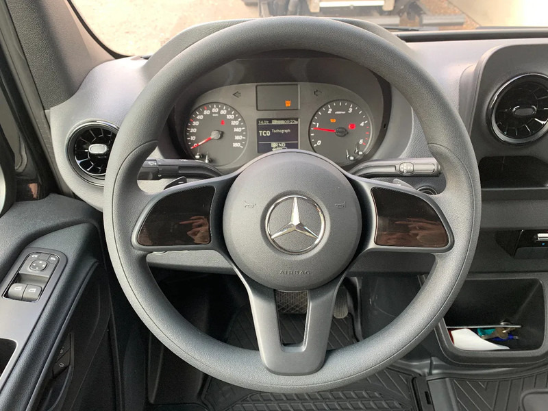 Mercedes-Benz Sprinter 319 CDI*L2H2*TREKHAAK 3,5 TON*ZIJDEUR ELEKTR* - Gesloten bestelwagen: afbeelding 5 Mercedes-Benz Sprinter 319 CDI*L2H2*TREKHAAK 3,5 TON*ZIJDEUR ELEKTR* - Gesloten bestelwagen: afbeelding 5