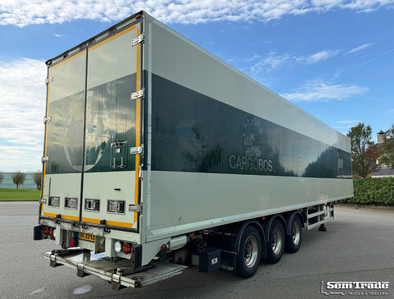 Burg VAN Beurden Isolated BOX Hydrarolls Carrier Vector 1550 Tail Lift Holland-Trailer - Koelwagen oplegger: afbeelding 4 Burg VAN Beurden Isolated BOX Hydrarolls Carrier Vector 1550 Tail Lift Holland-Trailer - Koelwagen oplegger: afbeelding 4