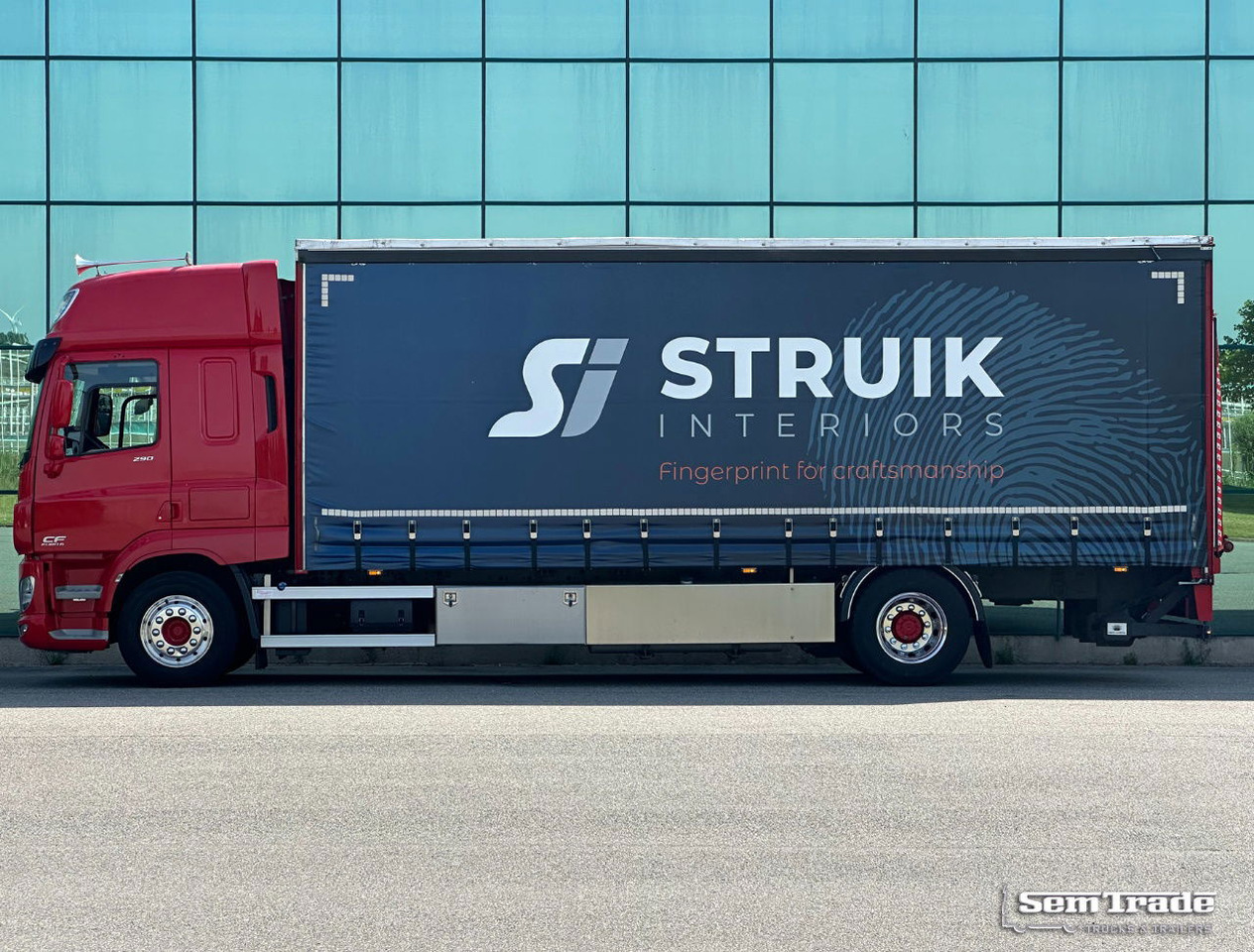 DAF CF 290 FA Space CAB Hardhouten Vloer 2500 KG Klep Nieuw Staat - Bakwagen: afbeelding 2 DAF CF 290 FA Space CAB Hardhouten Vloer 2500 KG Klep Nieuw Staat - Bakwagen: afbeelding 2