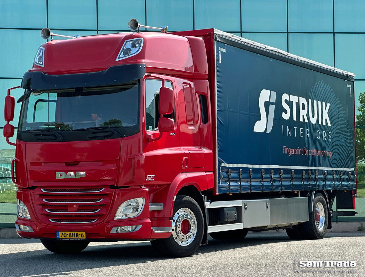 DAF CF 290 FA Space CAB Hardhouten Vloer 2500 KG Klep Nieuw Staat - Bakwagen: afbeelding 1 DAF CF 290 FA Space CAB Hardhouten Vloer 2500 KG Klep Nieuw Staat - Bakwagen: afbeelding 1