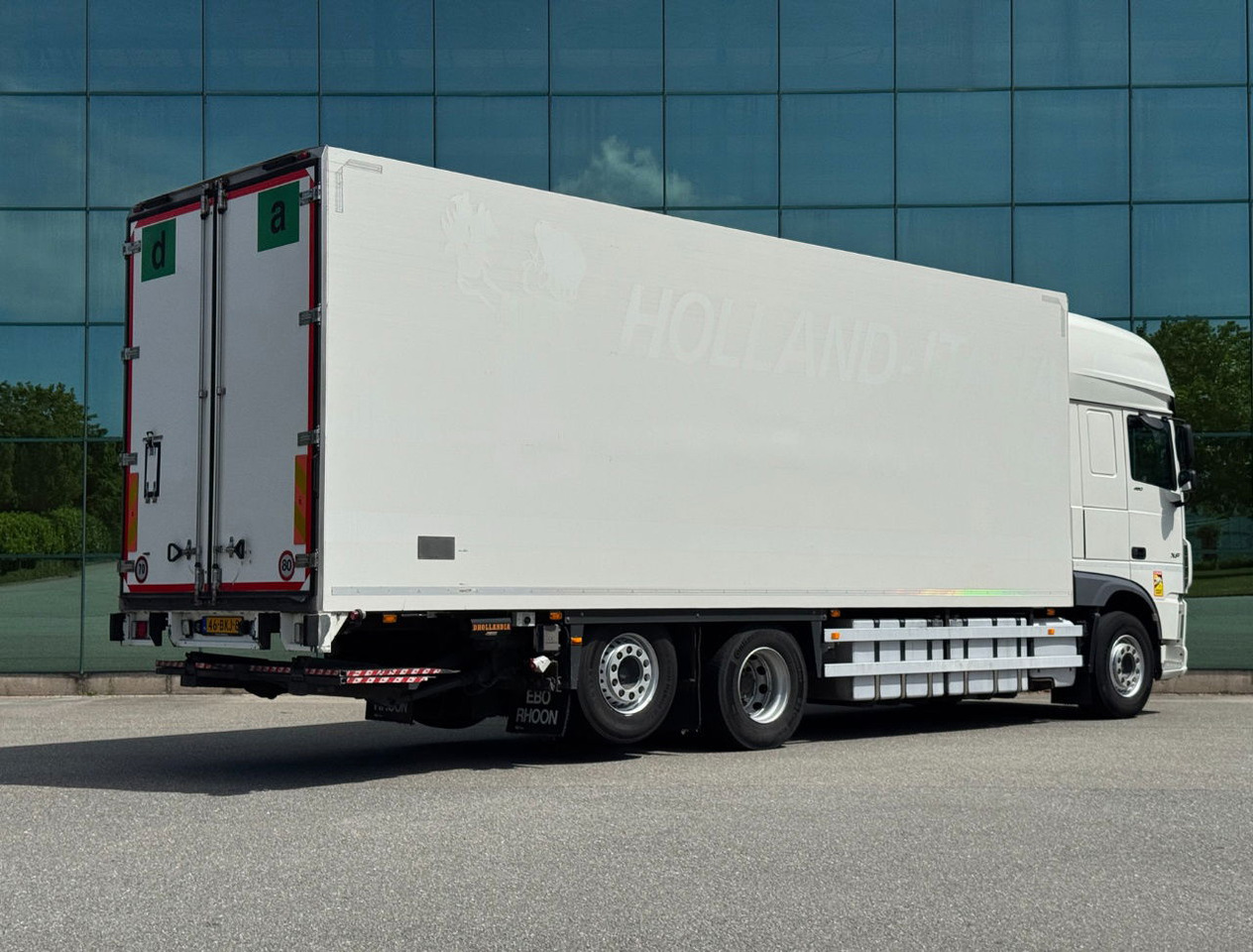 DAF XF 480 FAR SSC 6X2 Carrier TRS Iceland Lift 815 x 250 x 274 CM Inside TOP Co - Koelwagen vrachtwagen: afbeelding 4 DAF XF 480 FAR SSC 6X2 Carrier TRS Iceland Lift 815 x 250 x 274 CM Inside TOP Co - Koelwagen vrachtwagen: afbeelding 4