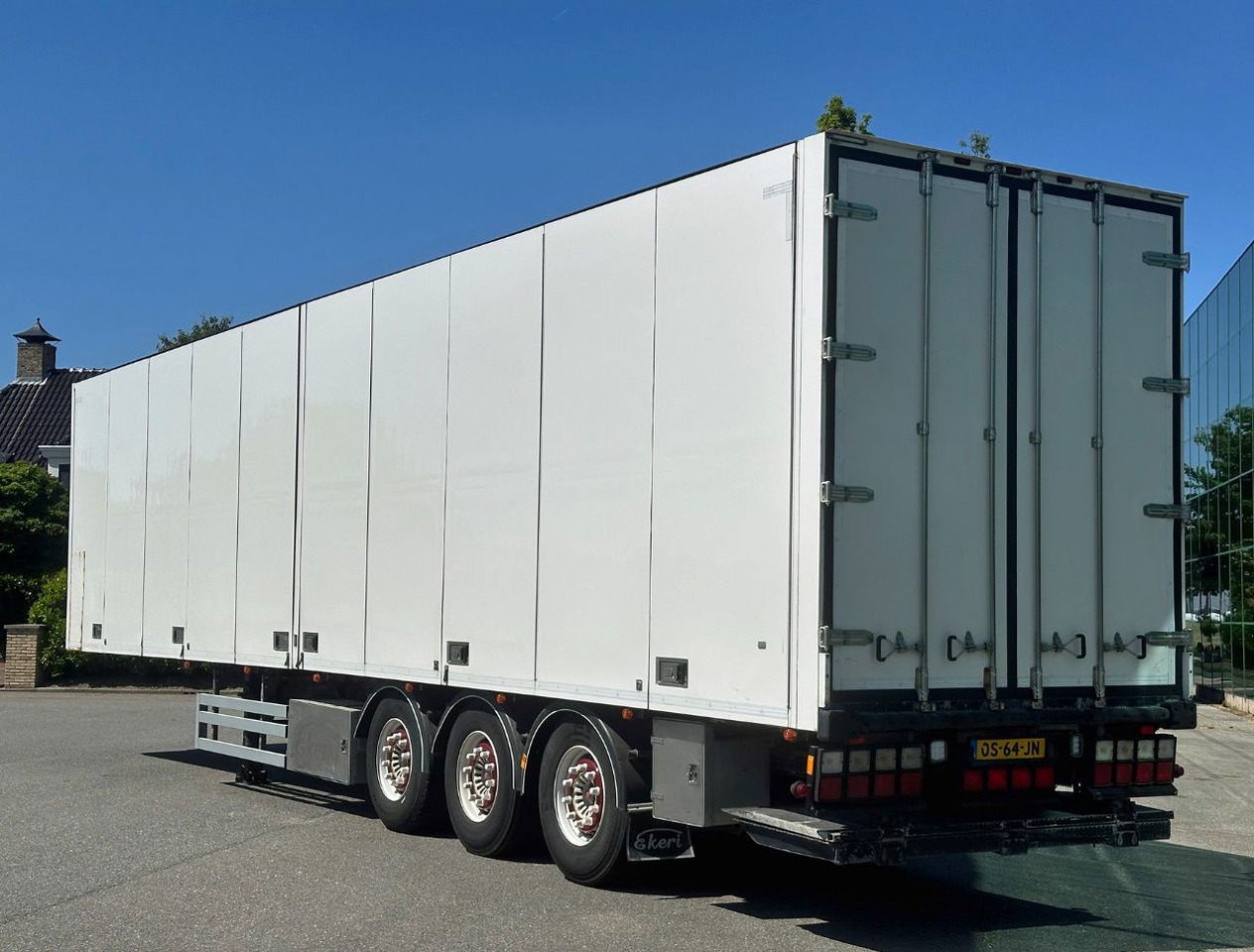 Ekeri 3-AS Multi Temp 1335 x 250 x 271 CM Inside Tail Lift - Koelwagen oplegger: afbeelding 3 Ekeri 3-AS Multi Temp 1335 x 250 x 271 CM Inside Tail Lift - Koelwagen oplegger: afbeelding 3